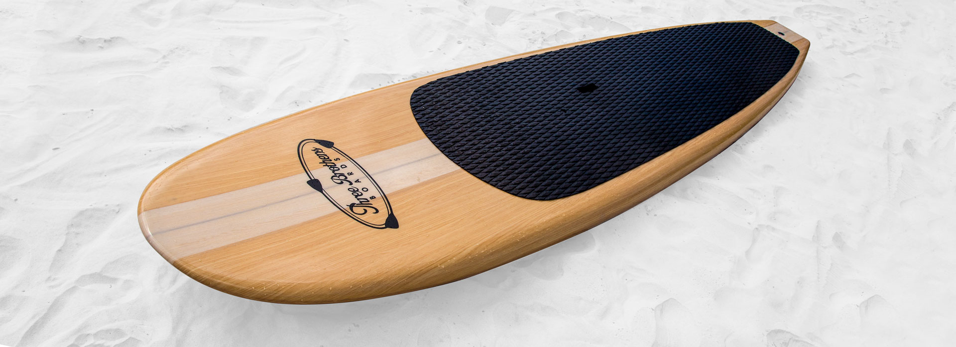 ThreeBrothersBoards-Blondie-on-sand